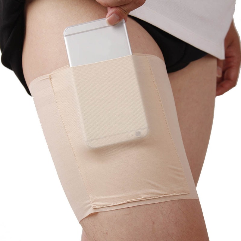 Pantaloncini Sportivi con Tasc - Phone Accessories For Running recensione e prezzo